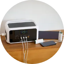 多彩な出力ポート（AC・USB・シガー）