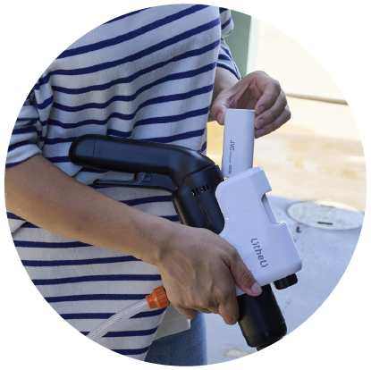 充電済みの予備バッテリー