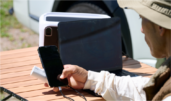 屋外電源として持ち運ぶ